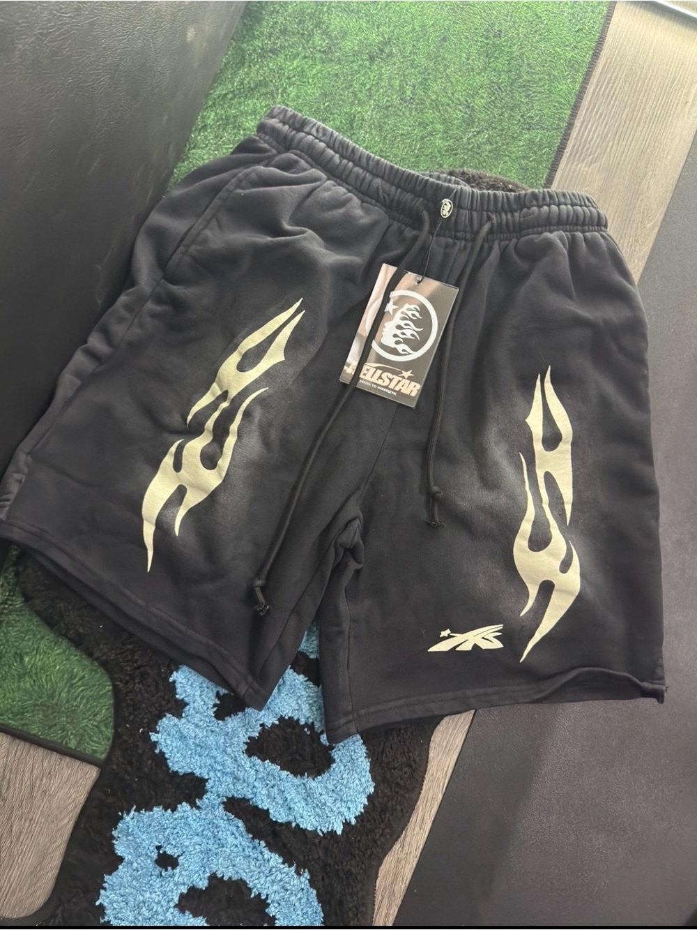 HELLSTAR SHORTS